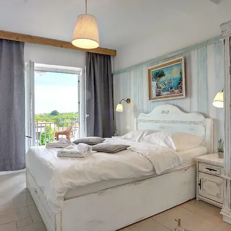 Apartament Petra *
